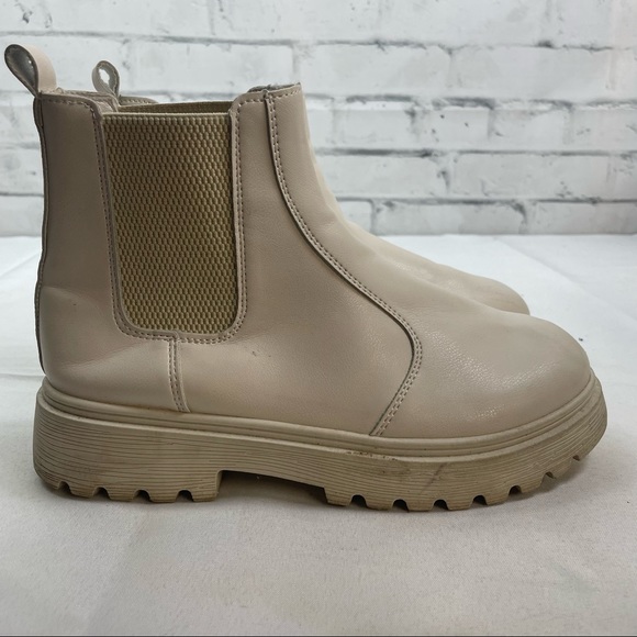 Chunky Sole White Ivory Chelsea Ankle Platform Boot - Picture 6 of 6